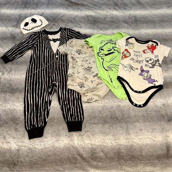 Disney Jack Skellington Onesie Bundle Set of 4 - 24 mo 2T - Picture 1 of 6